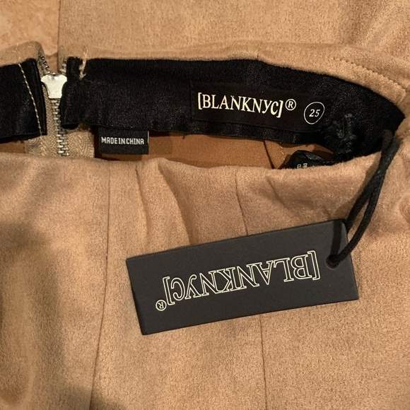 BlankNYC Faux Suede Leggings in Tan size 25 NWT - Picture 4 of 6